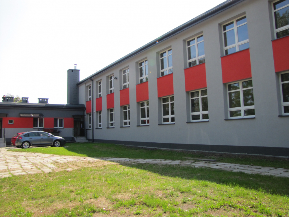 Budynek szkoły po remoncie